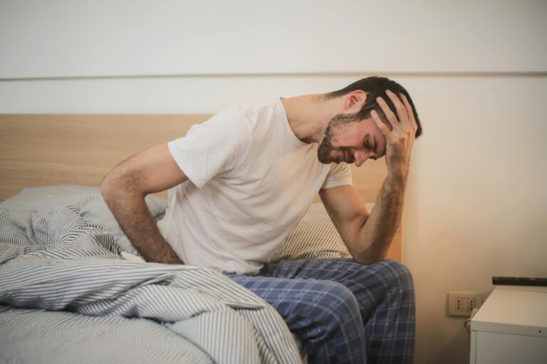 🛏️ Emma vs Simba: What’s the Best Super King Mattress for Back Pain?